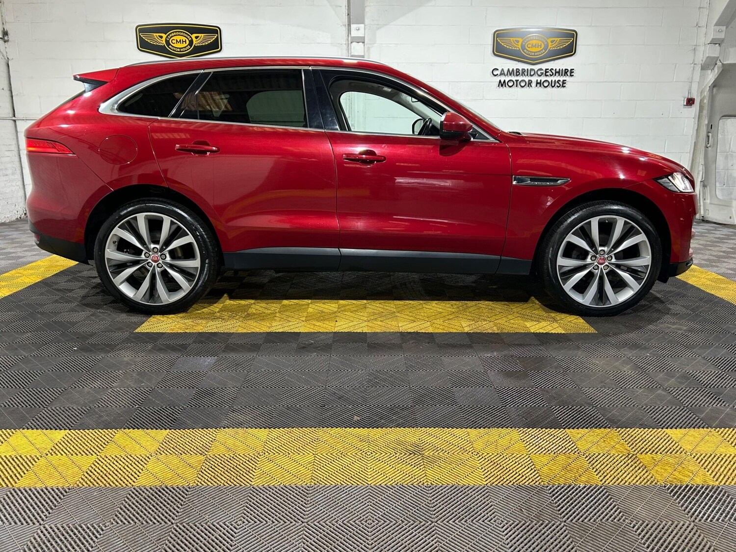 Used Jaguar F-Pace 2018 for sale - 77358649: Photo 62