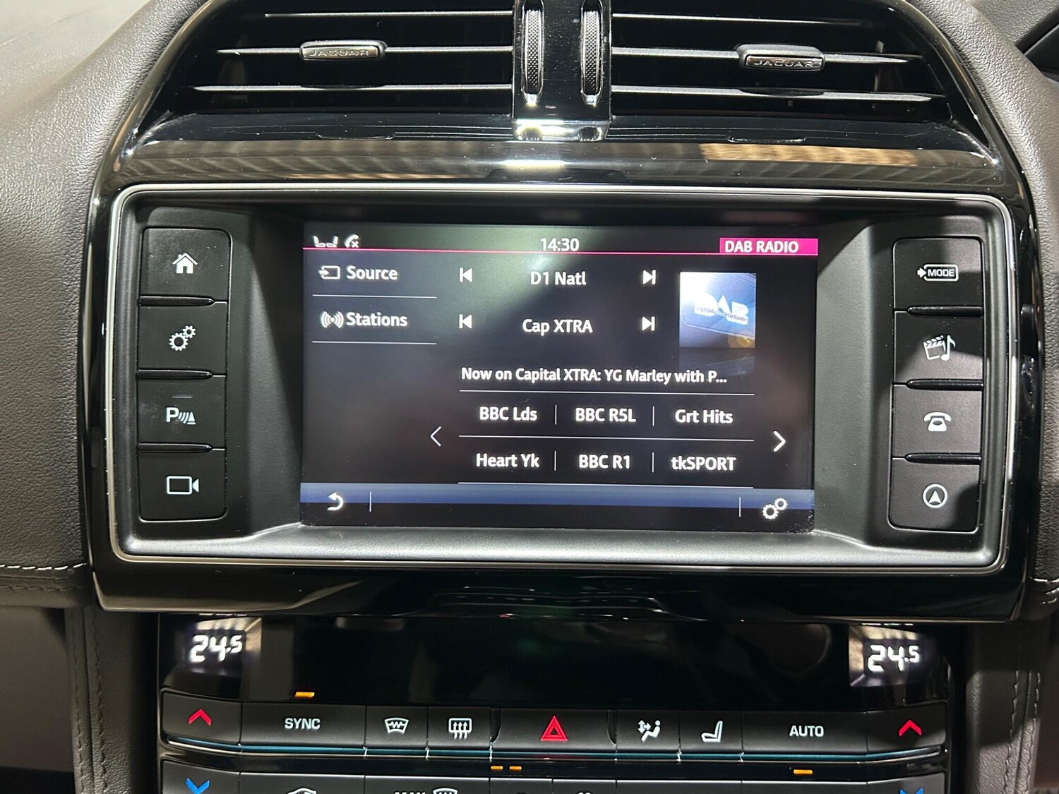 Used Jaguar F-Pace 2018 for sale - 77358649: Photo 65