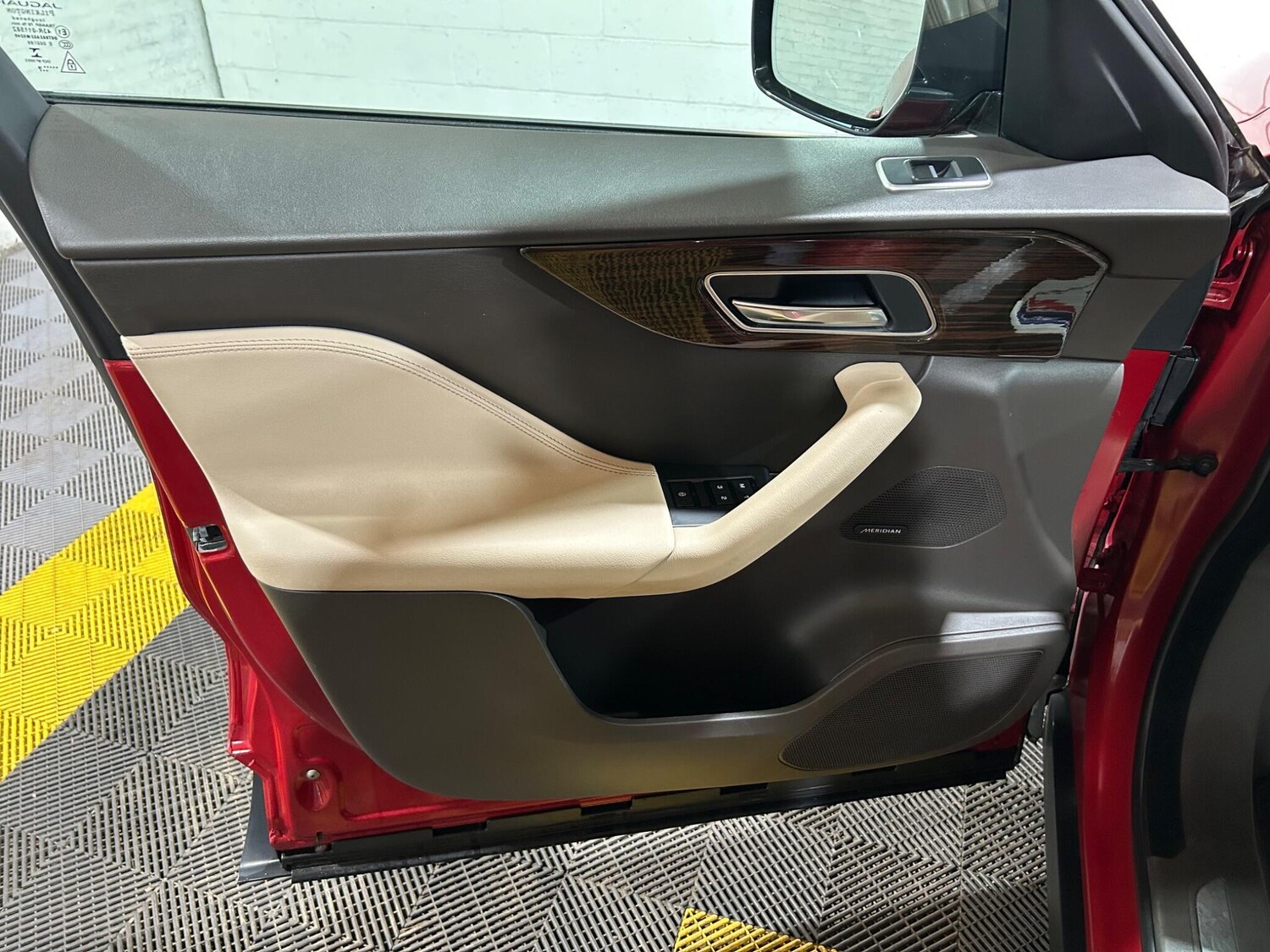 Used Jaguar F-Pace 2018 for sale - 77358649: Photo 76