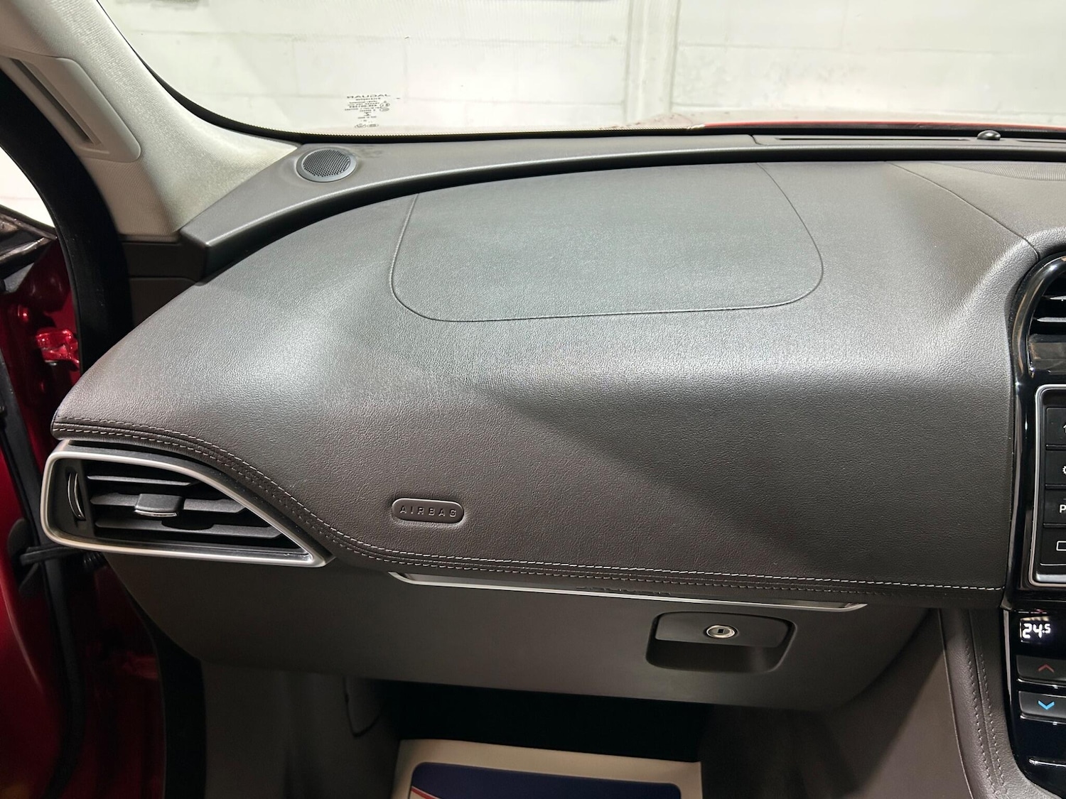 Used Jaguar F-Pace 2018 for sale - 77358649: Photo 82