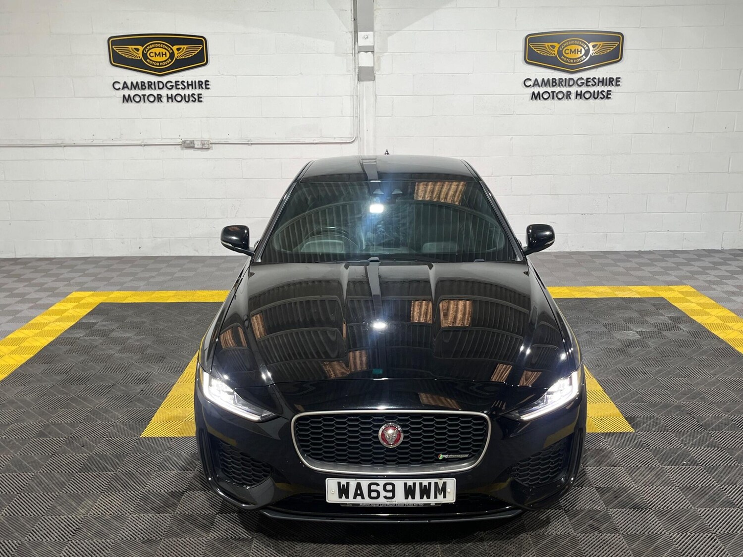 Used Jaguar XE 2019 for sale - 76307044: Photo 17