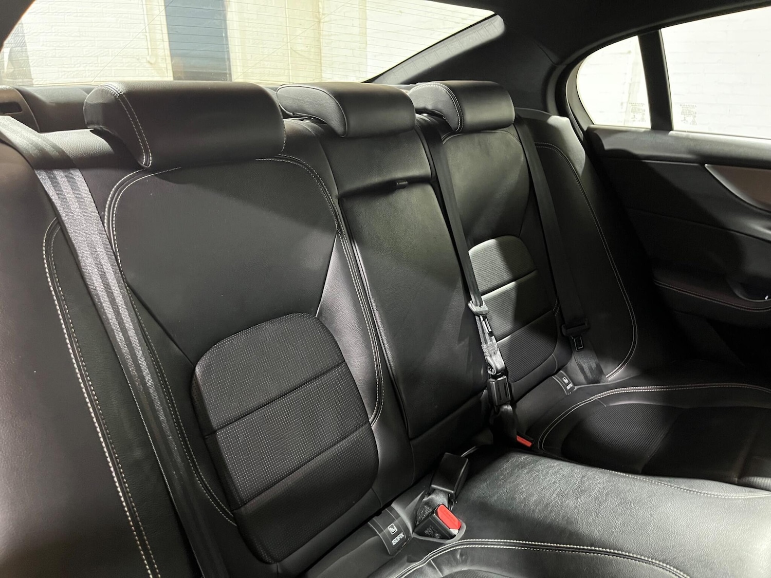 Used Jaguar XE 2019 for sale - 76307044: Photo 26