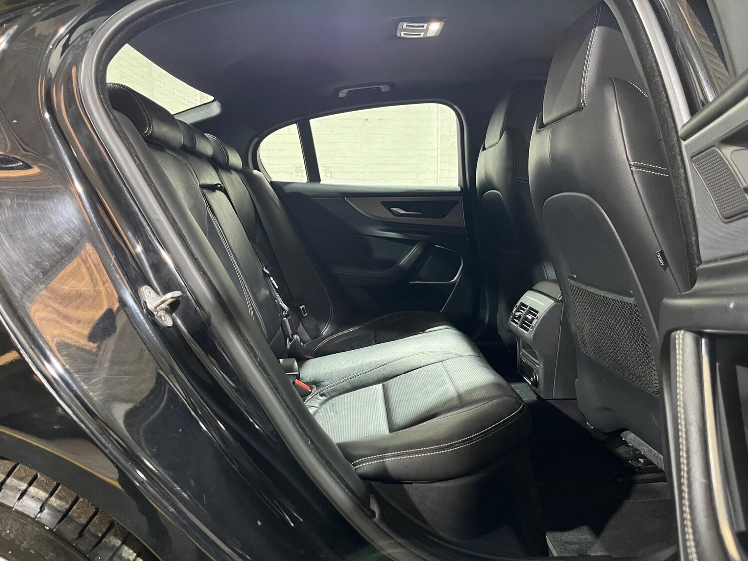 Used Jaguar XE 2019 for sale - 76307044: Photo 27