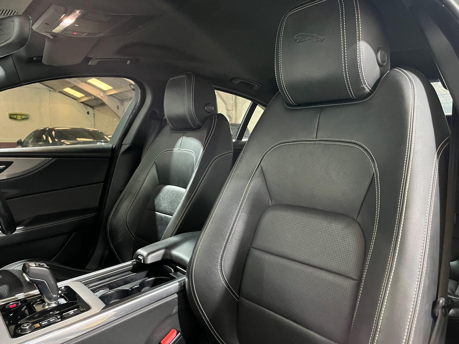 Used Jaguar XE 2019 for sale - 76307044: Photo 38