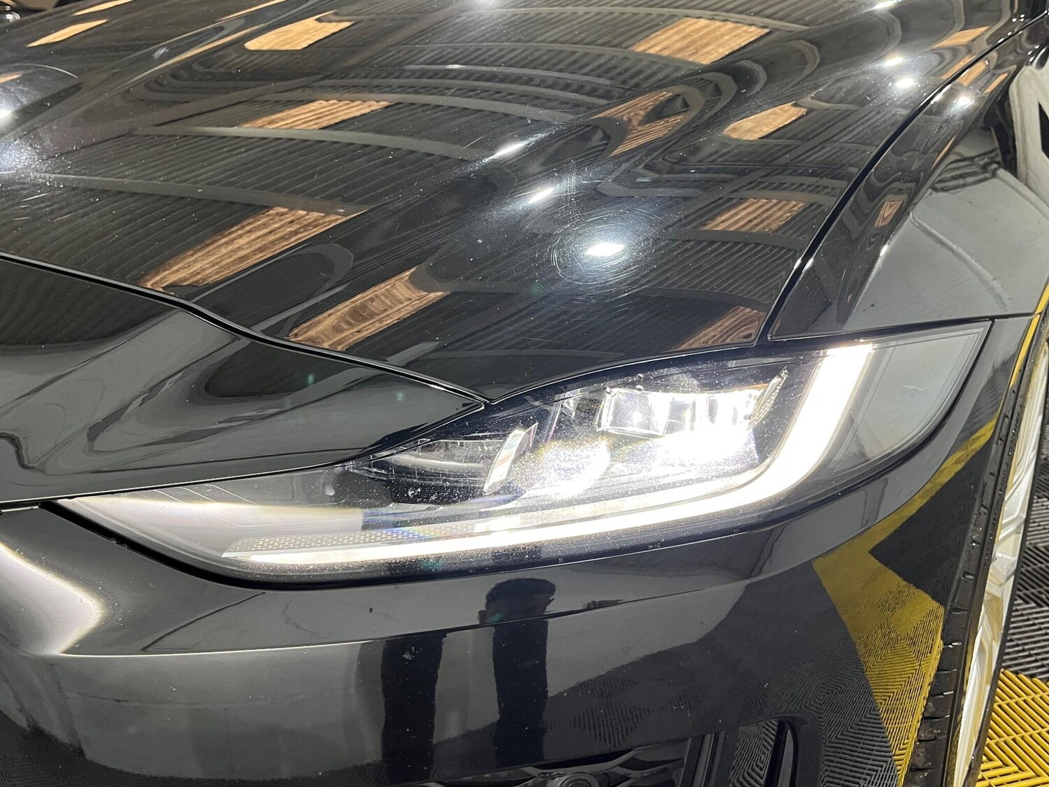 Used Jaguar XE 2019 for sale - 76307044: Photo 45