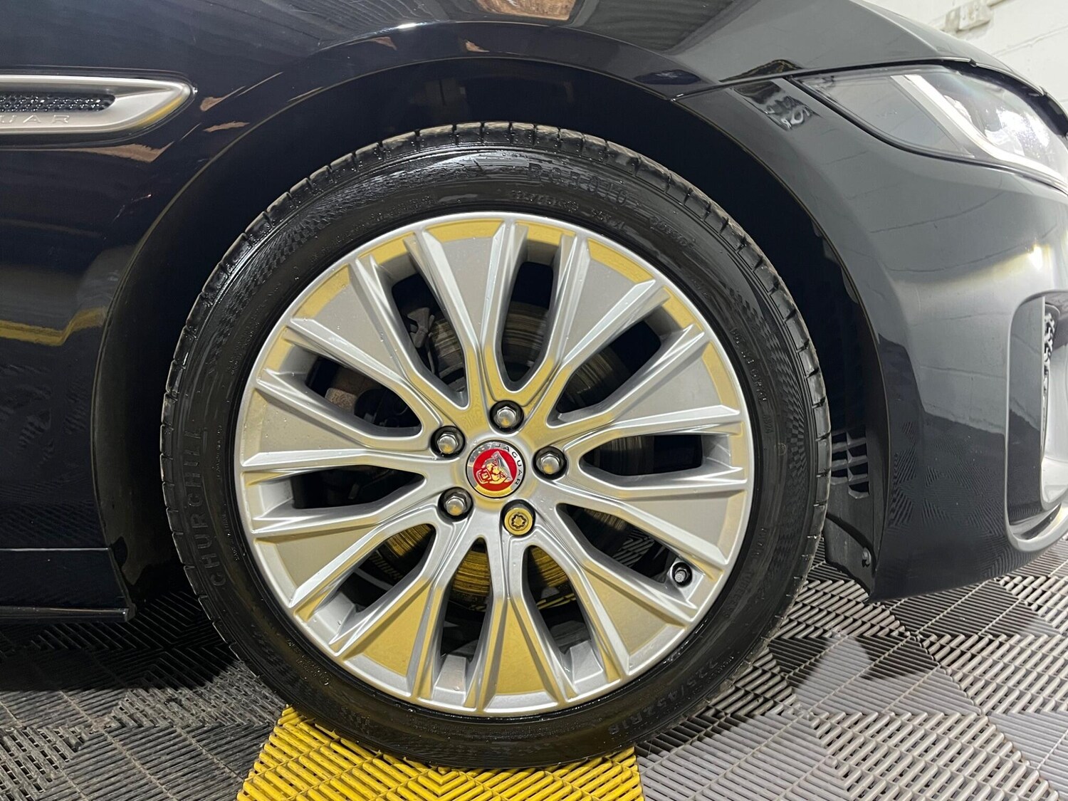 Used Jaguar XE 2019 for sale - 76307044: Photo 47