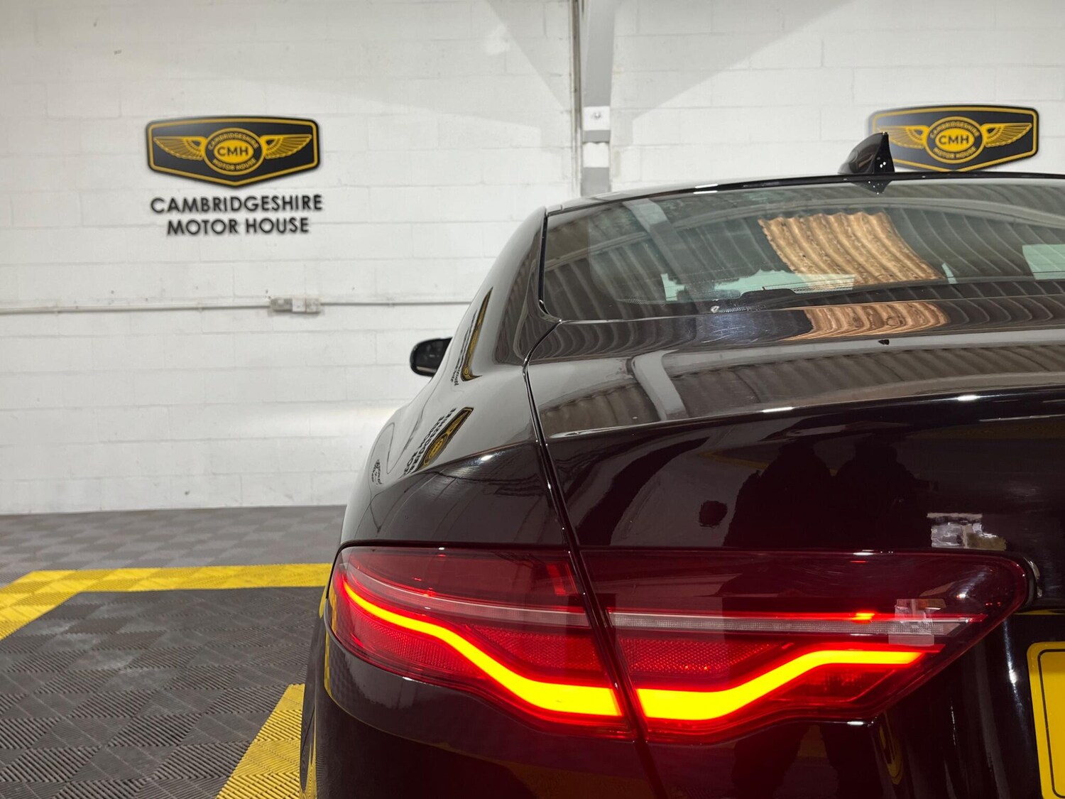 Used Jaguar XE 2019 for sale - 76307044: Photo 53