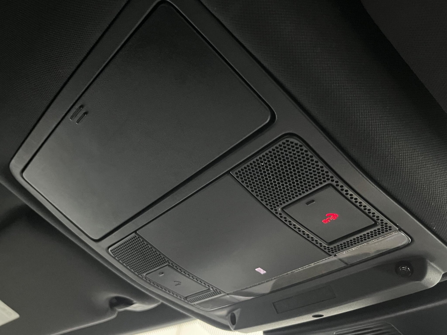 Used Jaguar XE 2019 for sale - 76307044: Photo 58