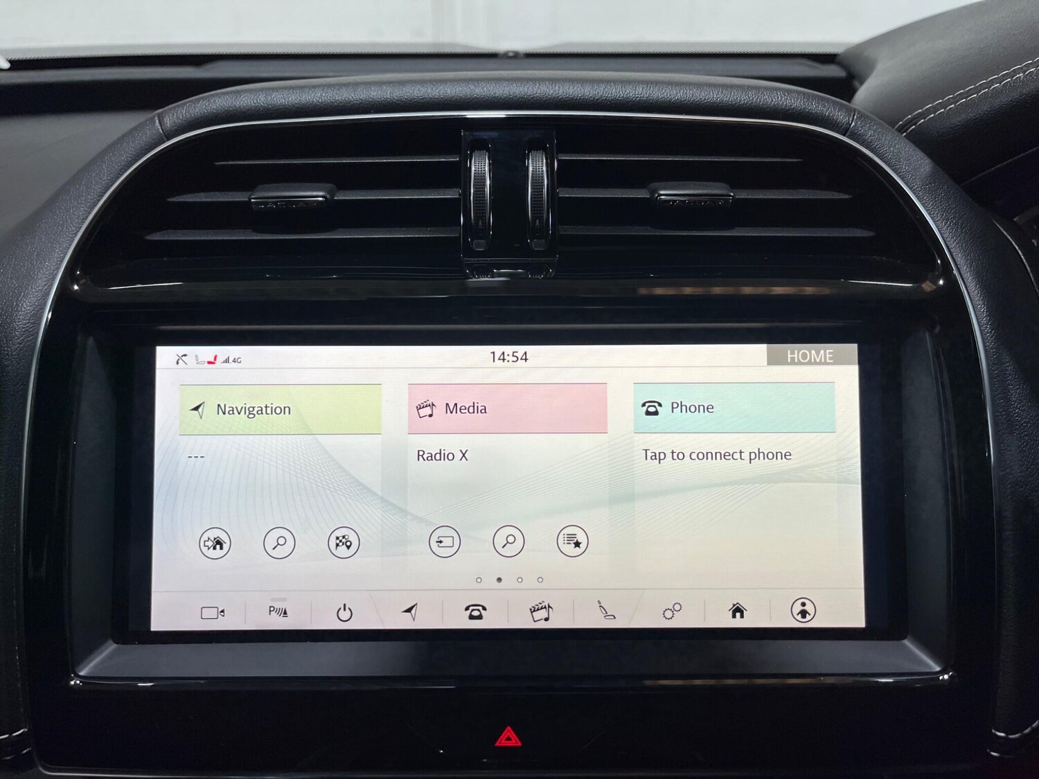 Used Jaguar XE 2019 for sale - 76307044: Photo 61