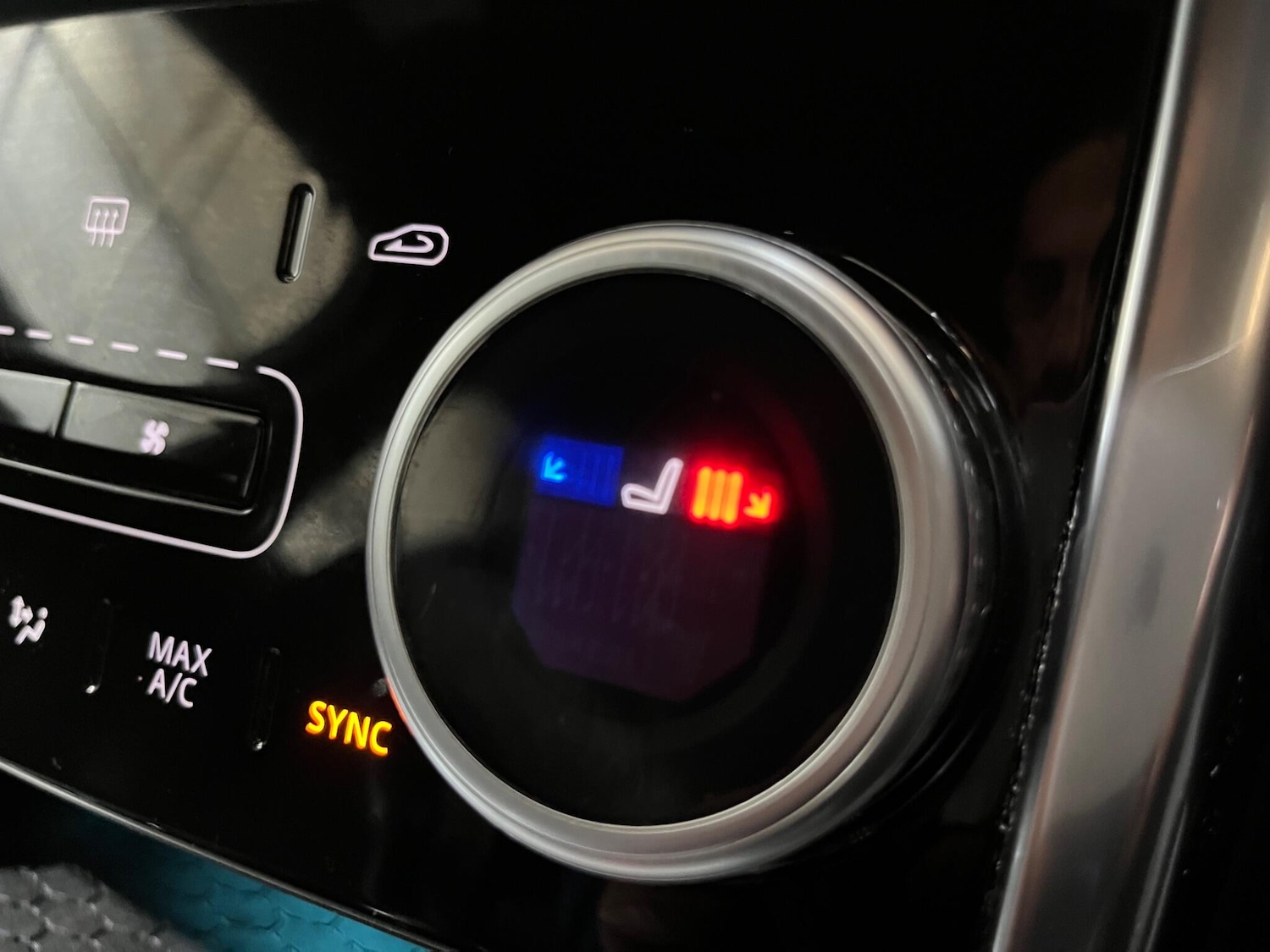 Used Jaguar XE 2019 for sale - 76307044: Photo 69