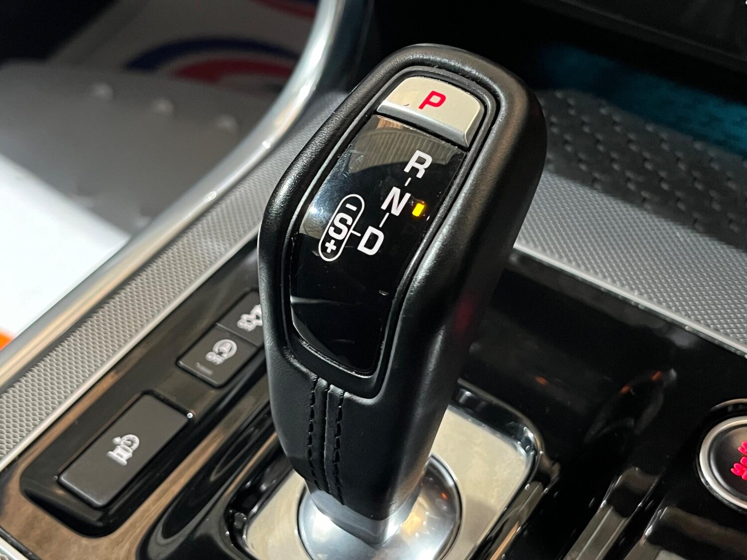 Used Jaguar XE 2019 for sale - 76307044: Photo 73