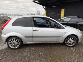 Used Ford Fiesta 2009 for sale - 74120251: Photo