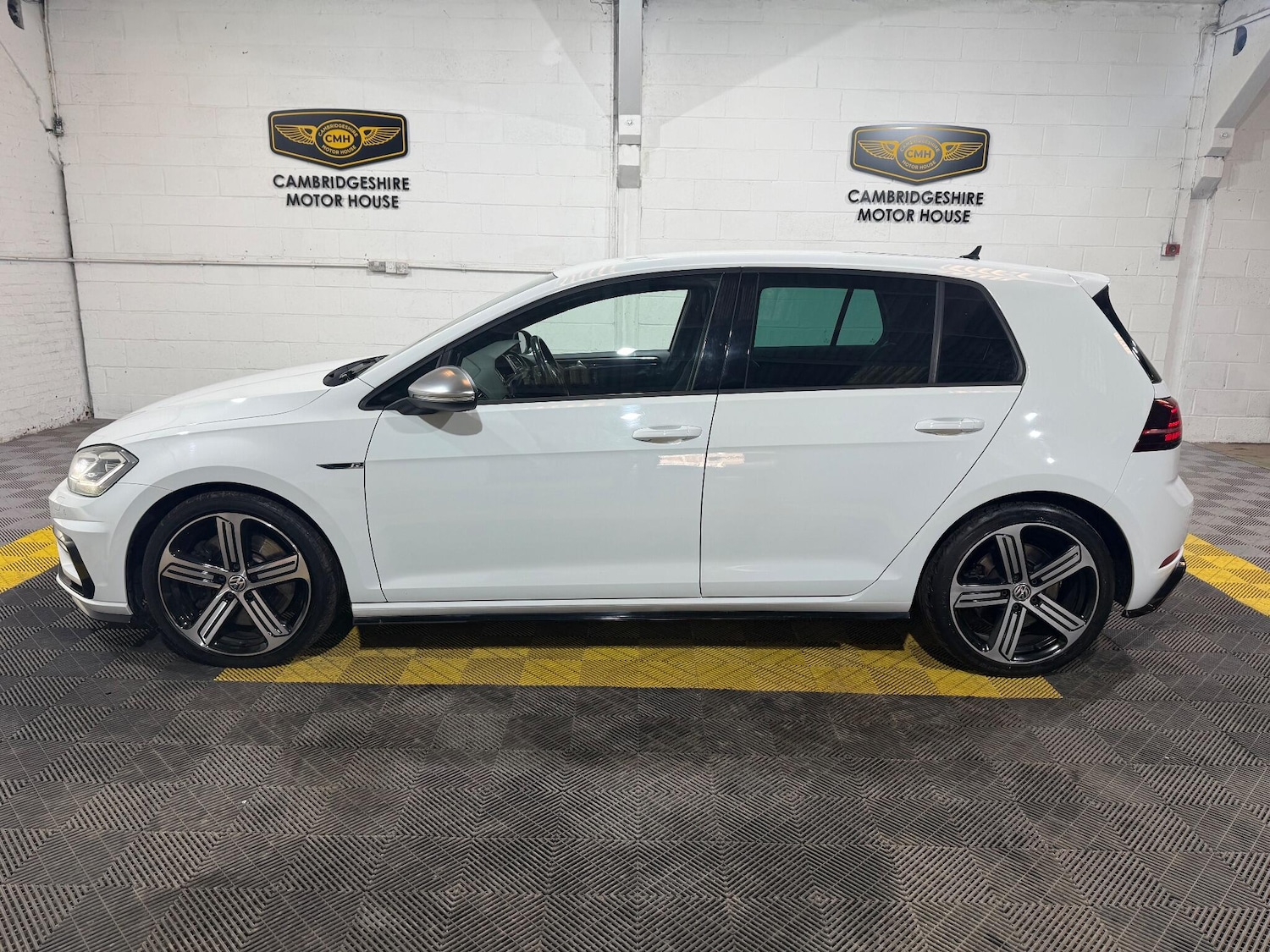 Used Volkswagen Golf 2017 for sale - 76935989: Photo 15