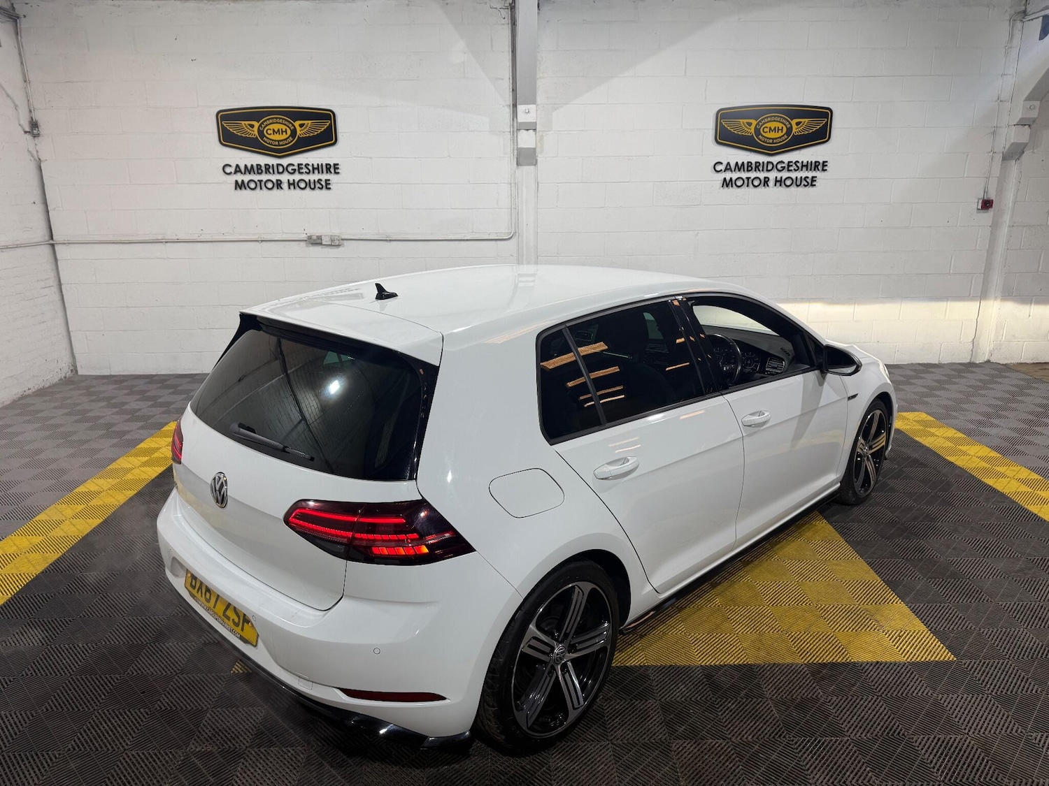 Used Volkswagen Golf 2017 for sale - 76935989: Photo 22