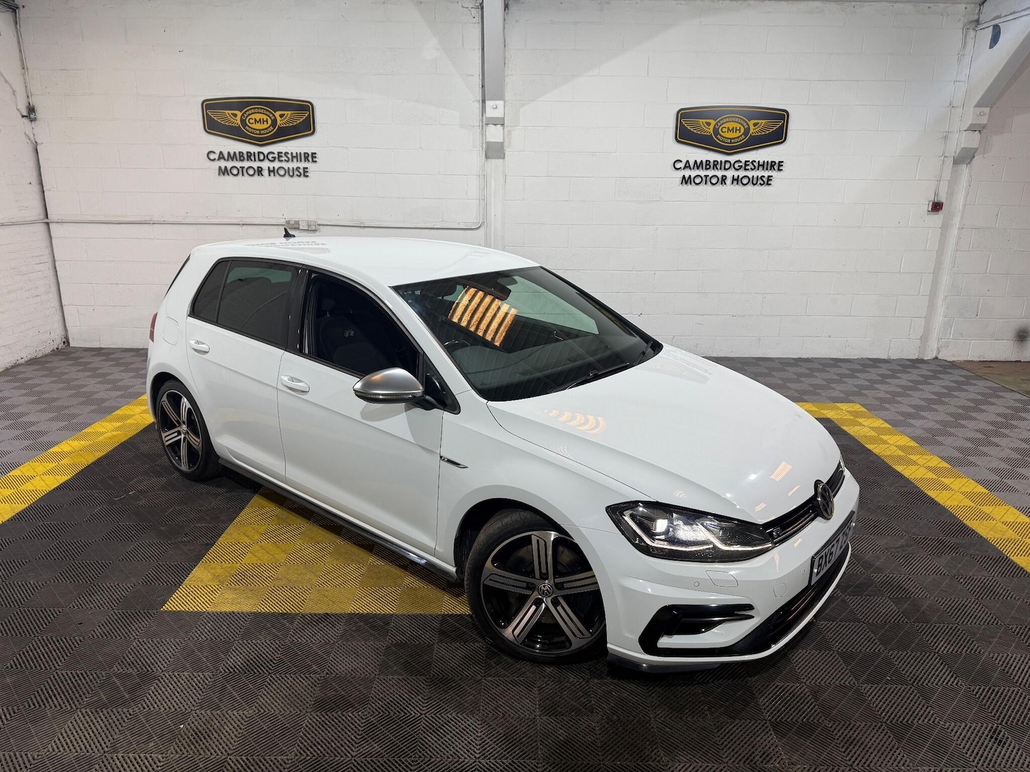 Used Volkswagen Golf 2017 for sale - 76935989: Photo 33