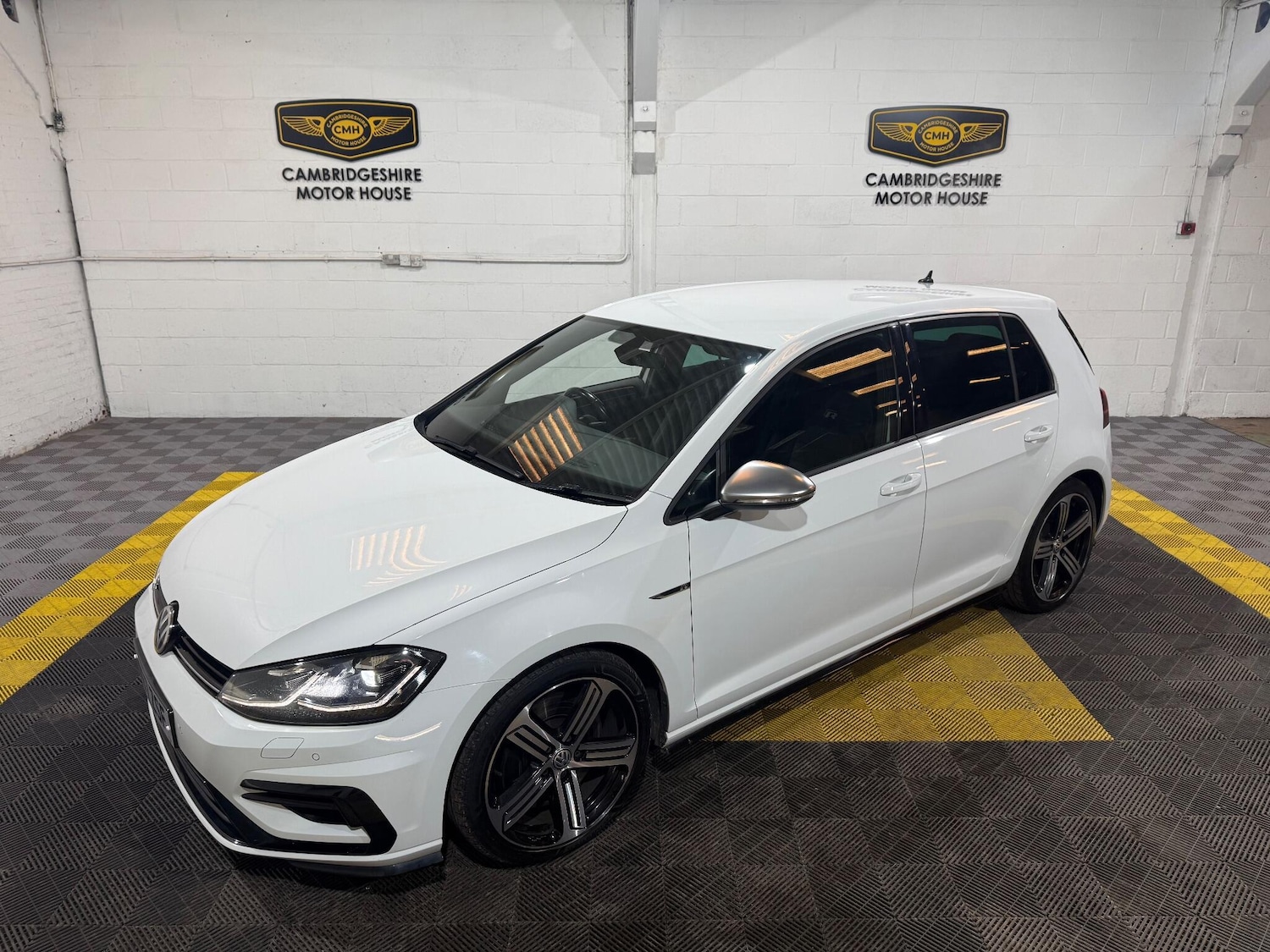 Used Volkswagen Golf 2017 for sale - 76935989: Photo 39