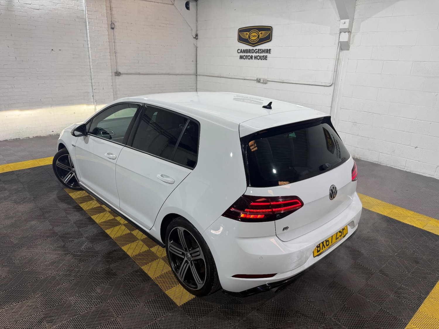 Used Volkswagen Golf 2017 for sale - 76935989: Photo 49