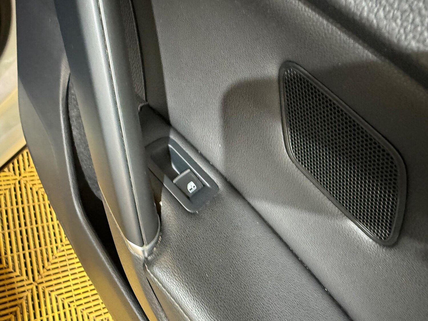 Used Volkswagen Golf 2017 for sale - 76935989: Photo 50