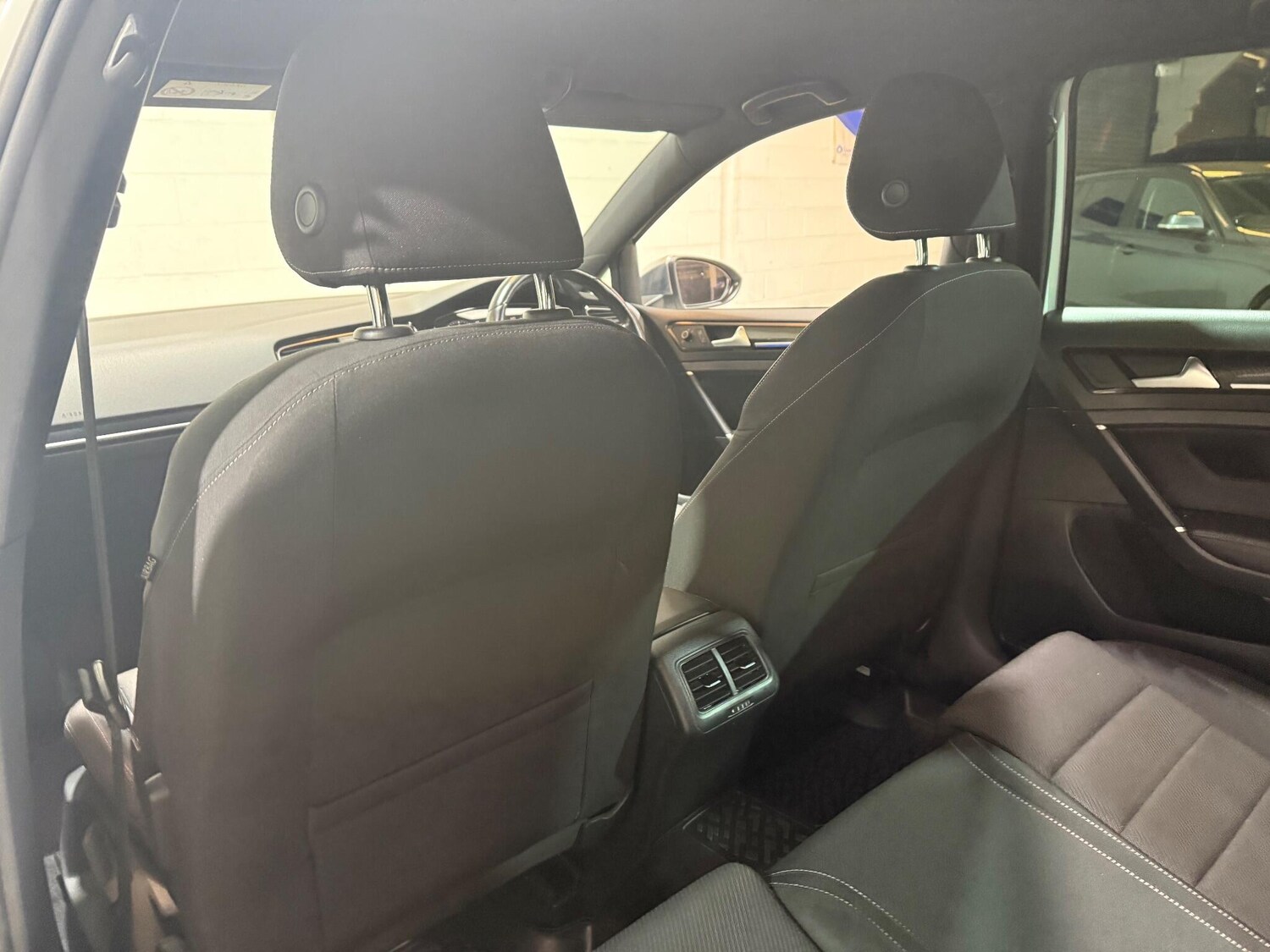 Used Volkswagen Golf 2017 for sale - 76935989: Photo 51