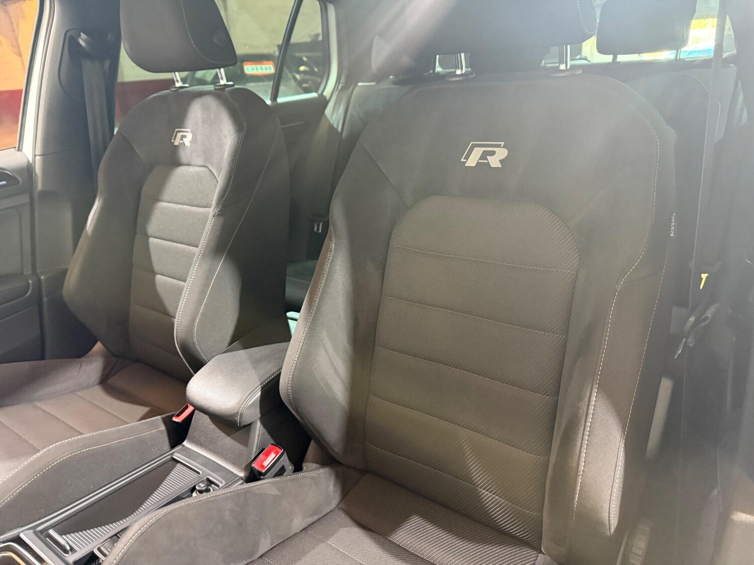 Used Volkswagen Golf 2017 for sale - 76935989: Photo 58