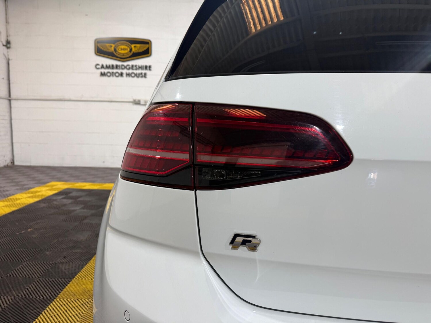 Used Volkswagen Golf 2017 for sale - 76935989: Photo 73