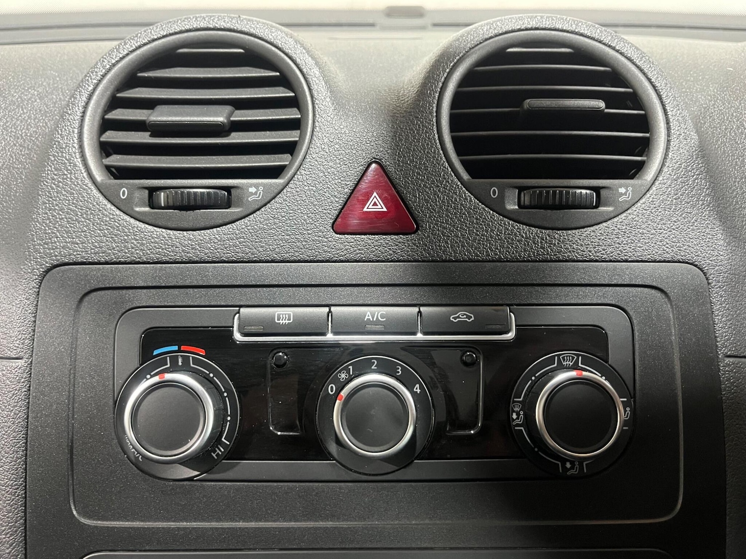 Used Volkswagen Caddy Life 2014 for sale - 76991155: Photo 58