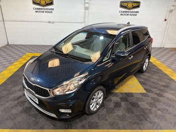 Used Kia Carens 2017 for sale - 79681078: Photo