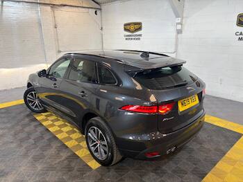 Used Jaguar F-Pace 2019 for sale - 79687967: Photo