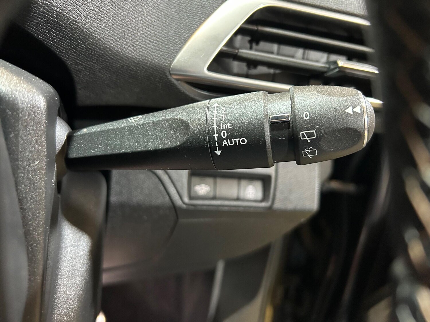 Used Peugeot 3008 2019 for sale - 76137457: Photo 33