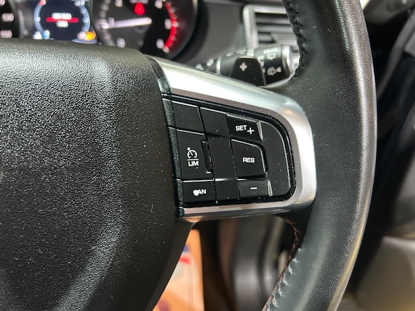 Used Land Rover Discovery Sport 2018 for sale - 76326820: Photo 27