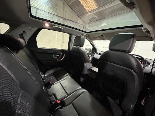 Used Land Rover Discovery Sport 2018 for sale - 76326820: Photo 39