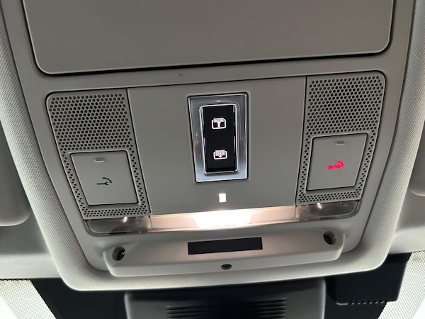 Used Land Rover Discovery Sport 2018 for sale - 76326820: Photo 41