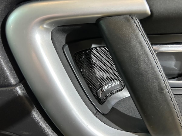 Used Land Rover Discovery Sport 2018 for sale - 76326820: Photo 42