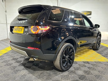Used Land Rover Discovery Sport 2018 for sale - 76326820: Photo 4
