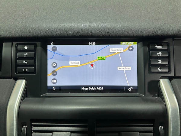 Used Land Rover Discovery Sport 2018 for sale - 76326820: Photo 5