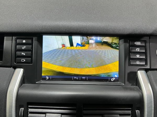 Used Land Rover Discovery Sport 2018 for sale - 76326820: Photo 6