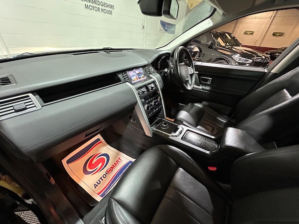 Used Land Rover Discovery Sport 2018 for sale - 76326820: Photo 75