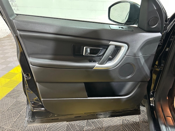 Used Land Rover Discovery Sport 2018 for sale - 76326820: Photo 78