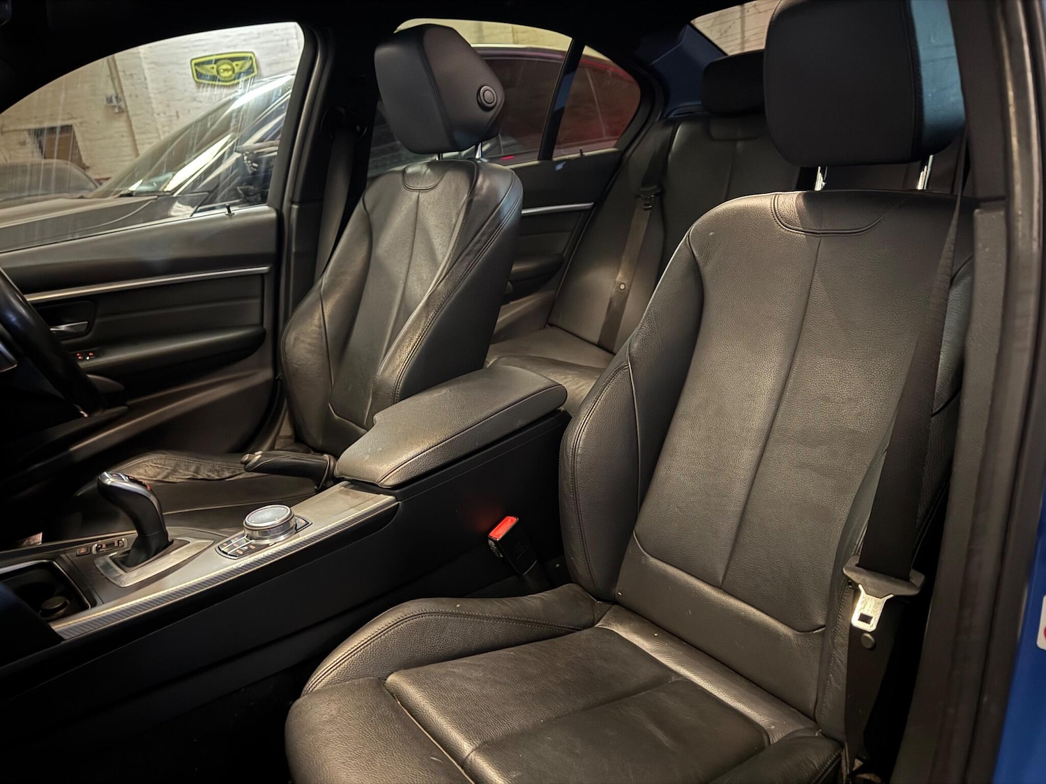 Used BMW 3 Series 2018 for sale - 76371280: Photo 2