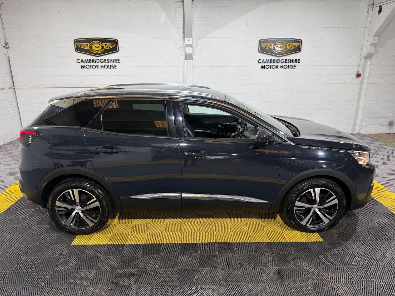 Used Peugeot 3008 2018 for sale - 76499597: Photo 16