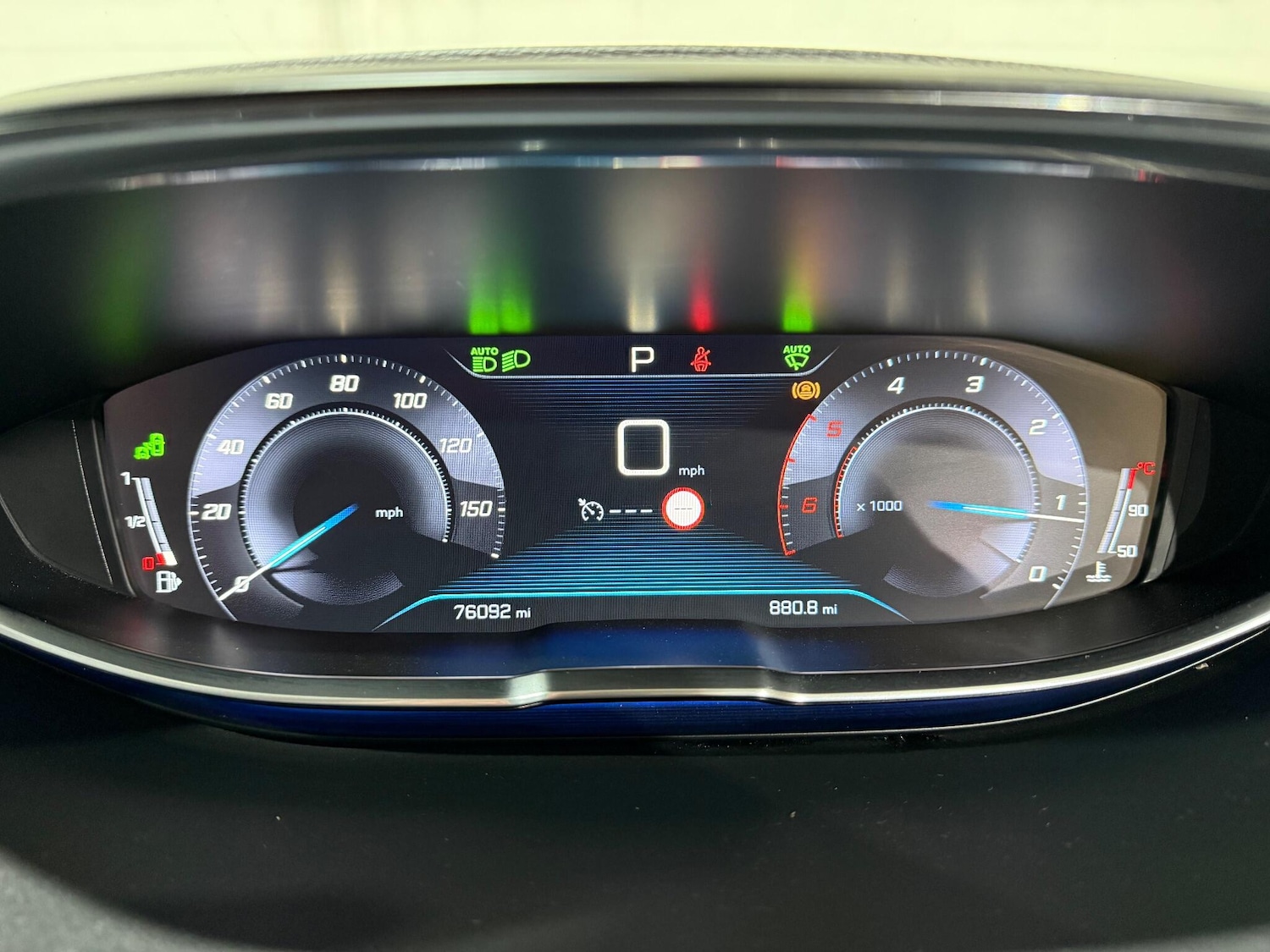 Used Peugeot 3008 2018 for sale - 76499597: Photo 24