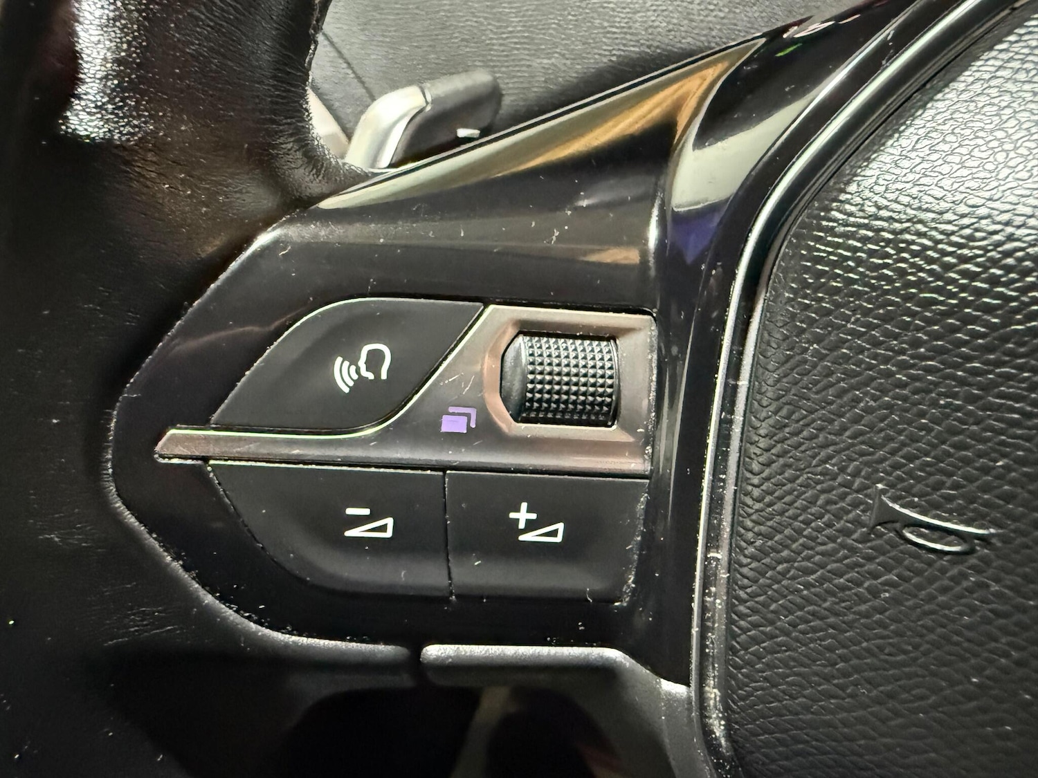 Used Peugeot 3008 2018 for sale - 76499597: Photo 27