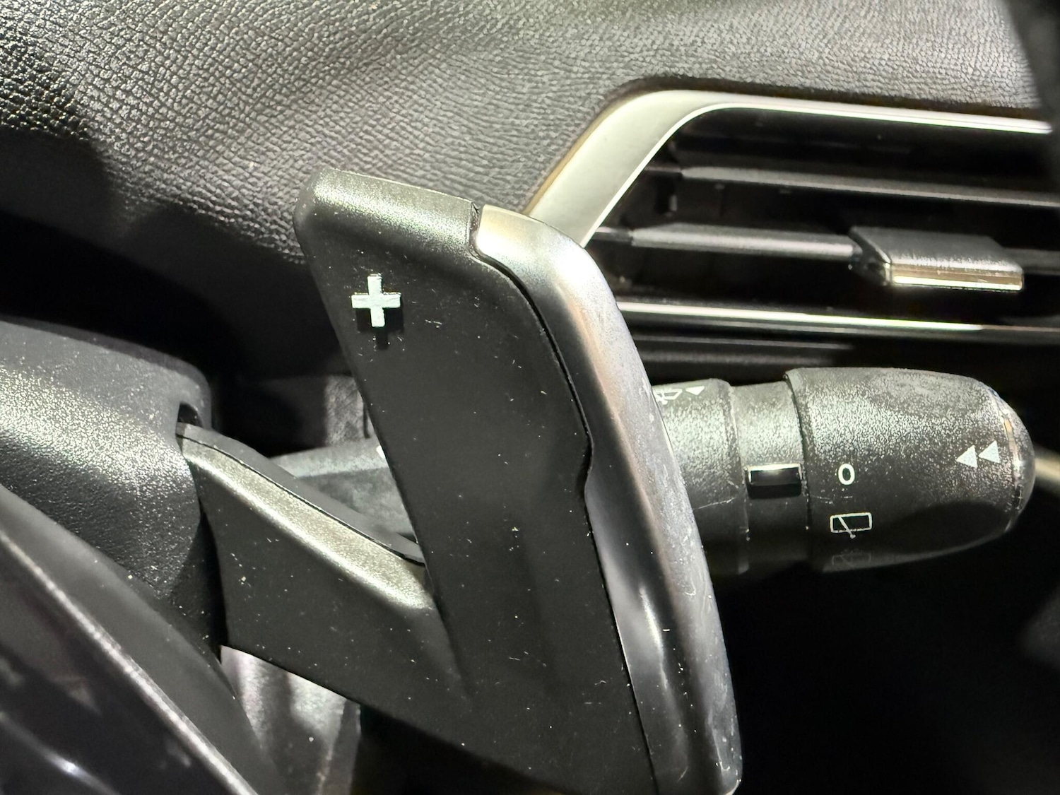 Used Peugeot 3008 2018 for sale - 76499597: Photo 32