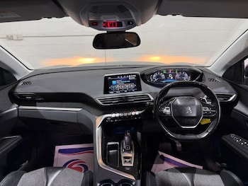 Used Peugeot 3008 2018 for sale - 76499597: Photo