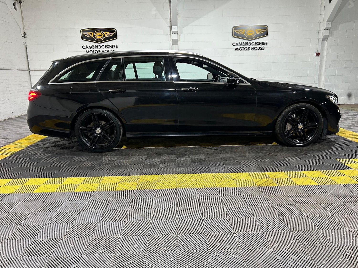 Used Mercedes-Benz E Class 2017 for sale - 77057624: Photo 43