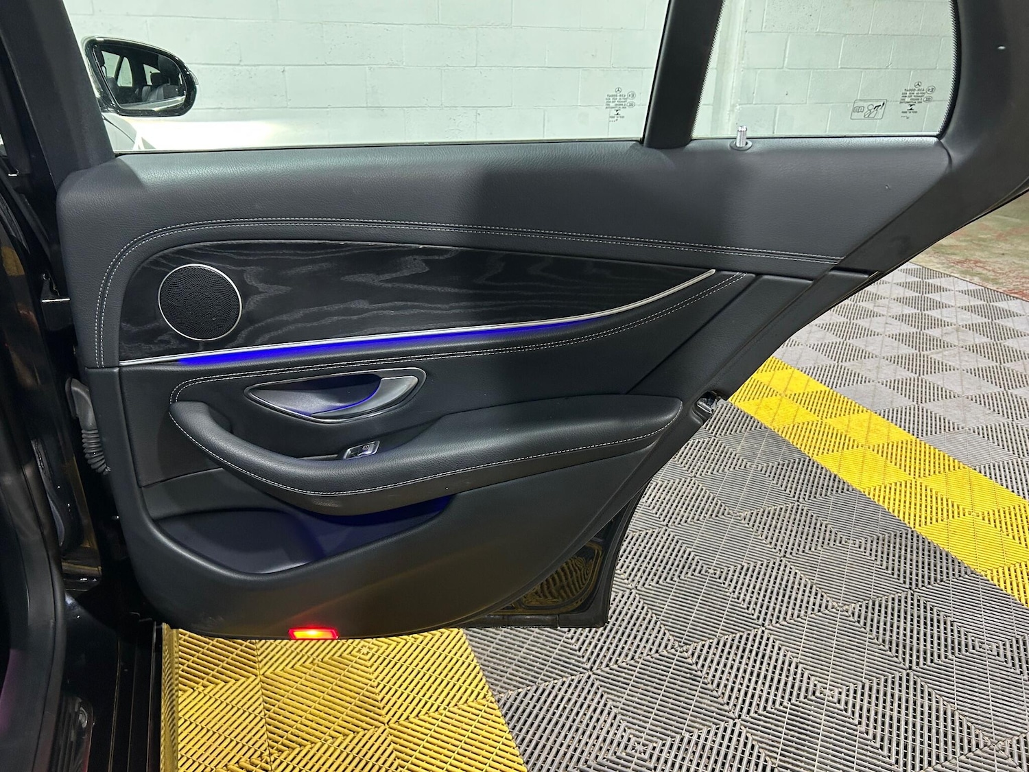 Used Mercedes-Benz E Class 2017 for sale - 77057624: Photo 44