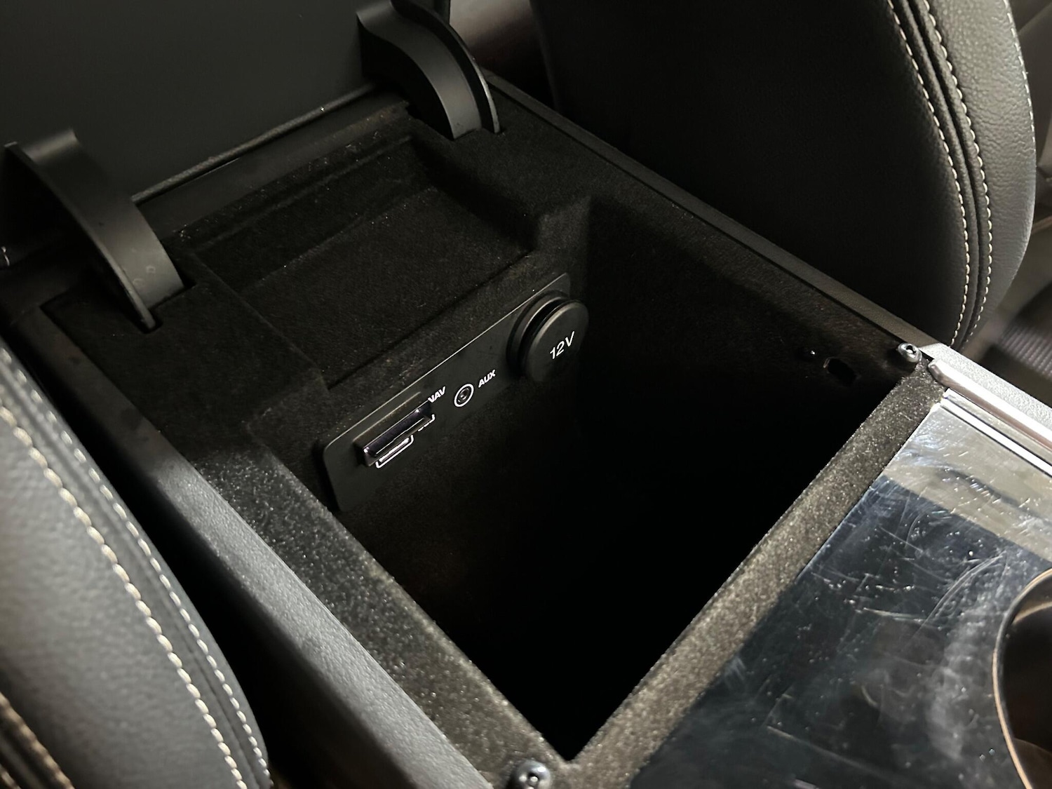 Used Jaguar XE 2017 for sale - 76137155: Photo 21
