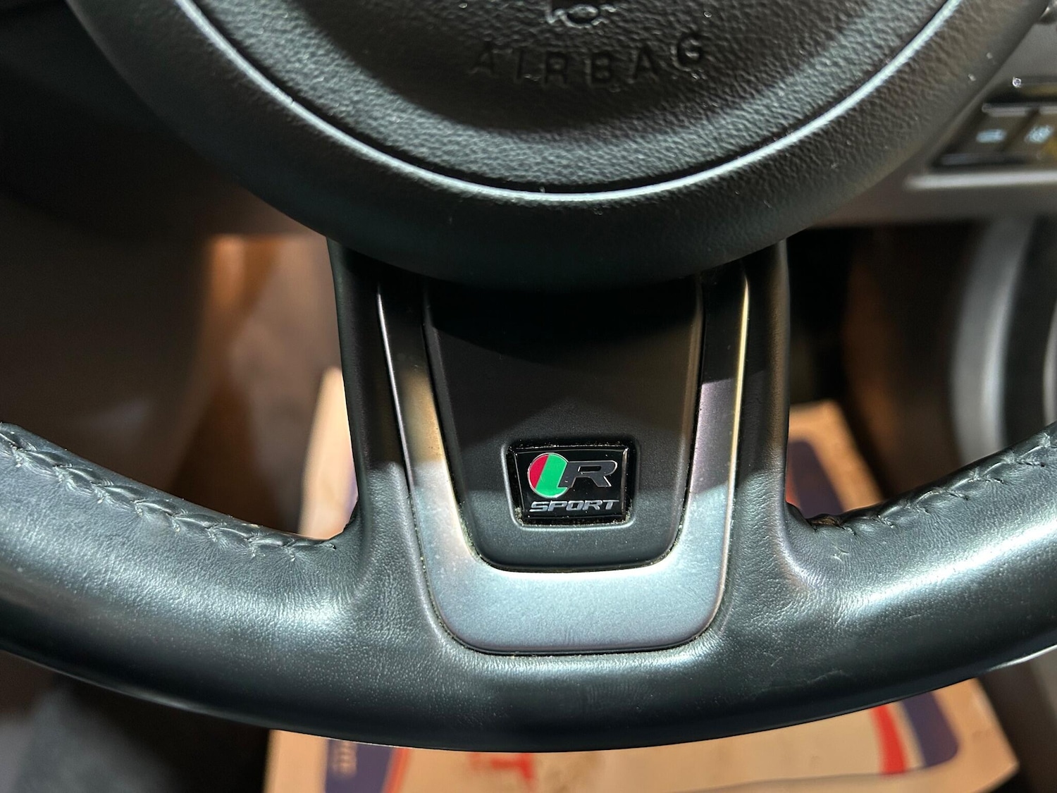 Used Jaguar XE 2017 for sale - 76137155: Photo 32
