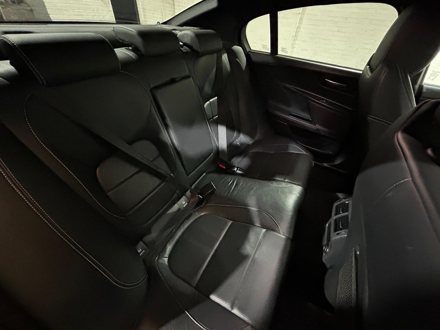 Used Jaguar XE 2017 for sale - 76137155: Photo 45