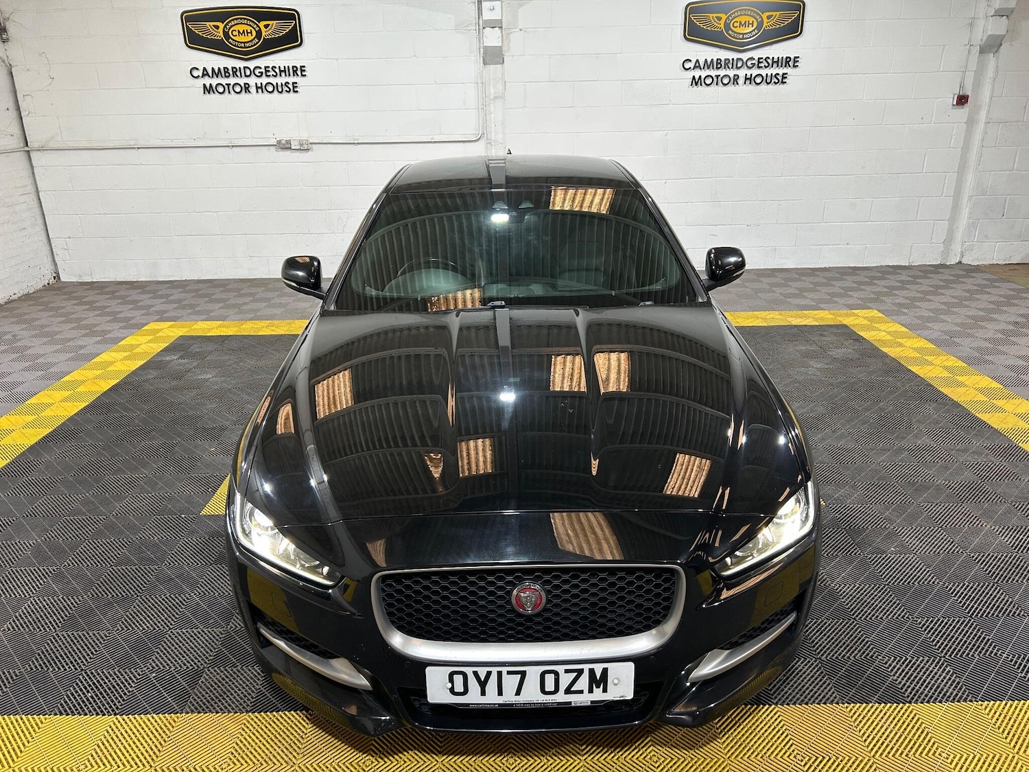 Used Jaguar XE 2017 for sale - 76137155: Photo 72